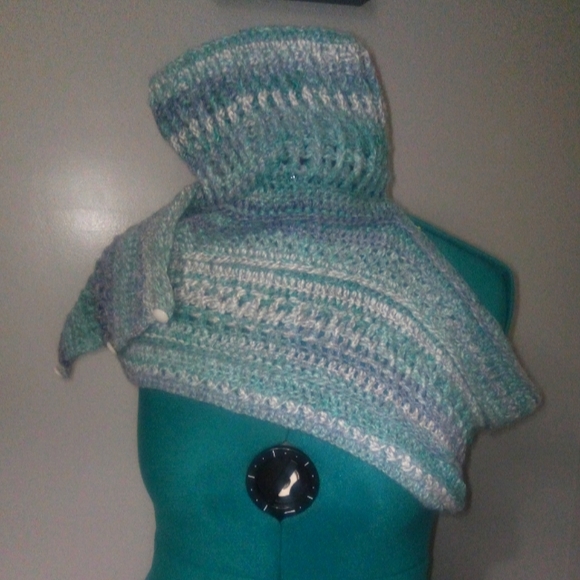 Handcrafted Crochet Multiwear Scarf - Picture 5 of 14
